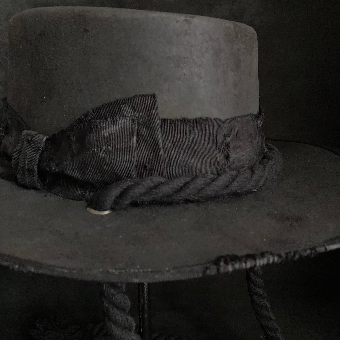 Charcoal pork pie hanging rope hat