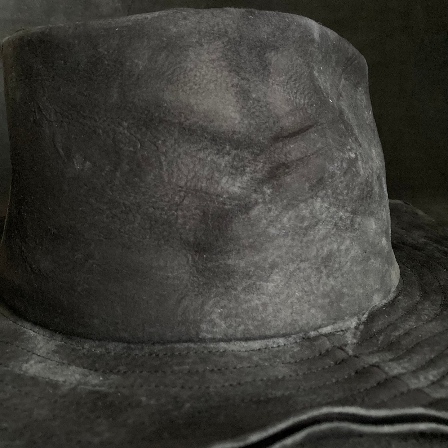 Shadow back leather fedora hat