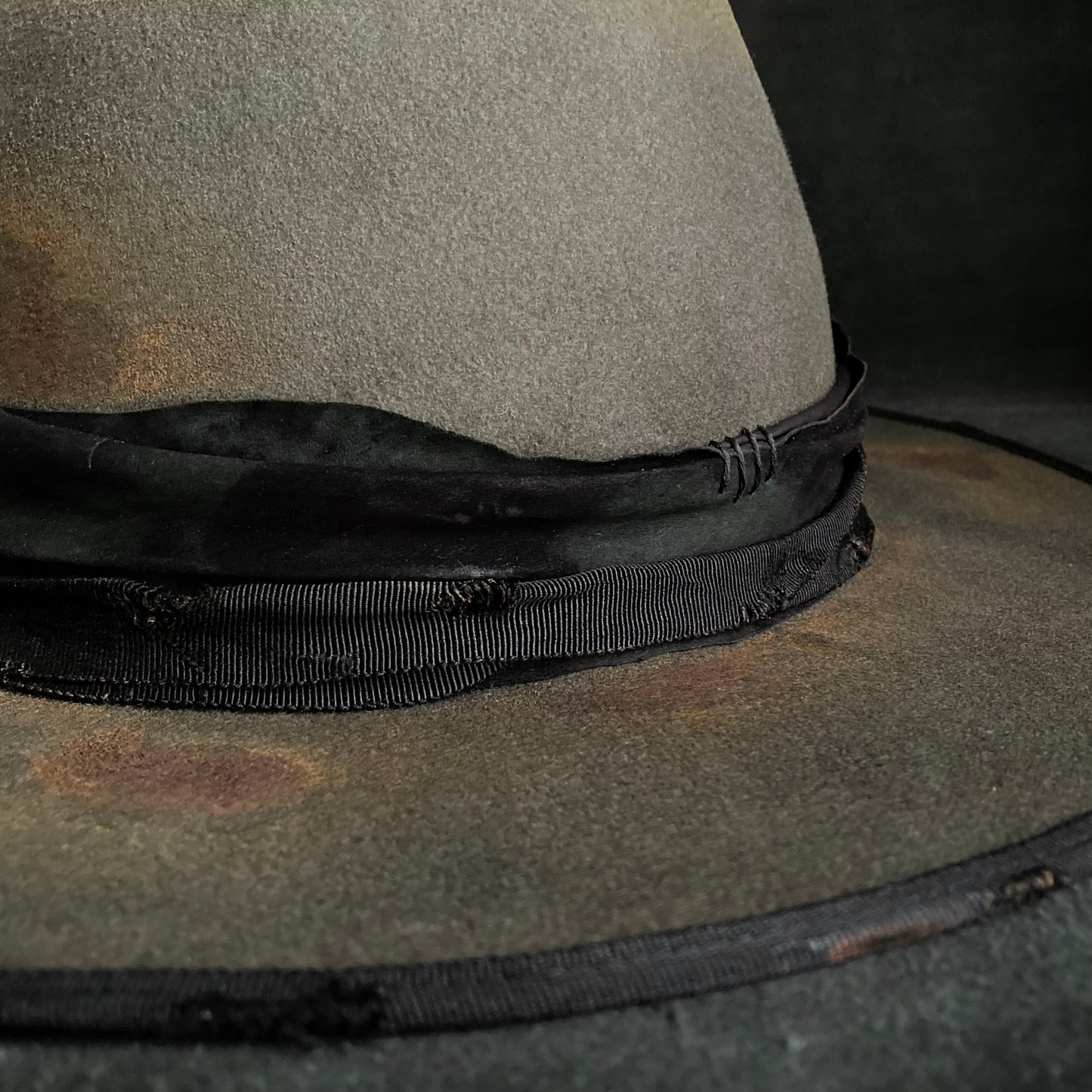 Damage quiet gray fedora hat