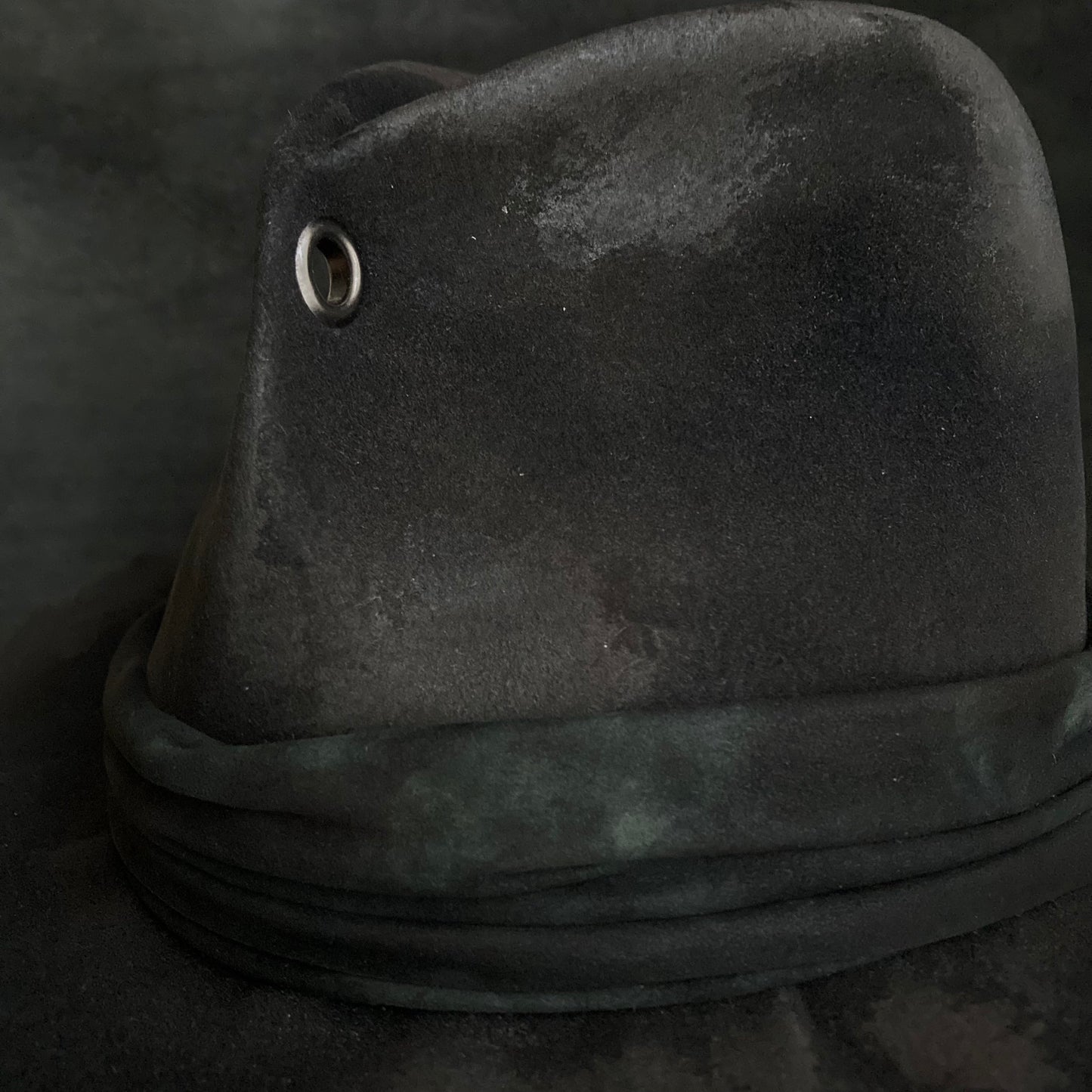 Eyelet burned black rabbit fedora hat
