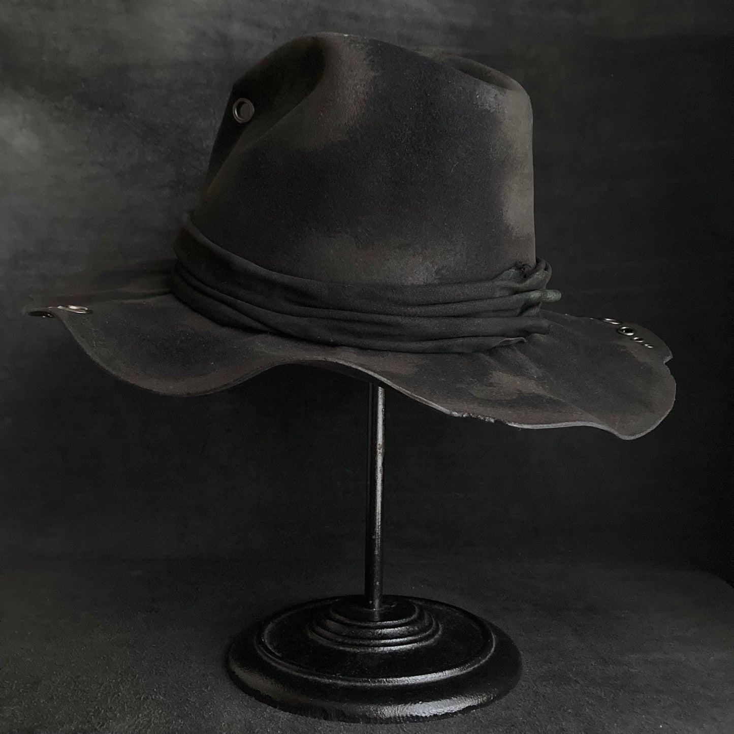 Eyelet burned black rabbit fedora hat