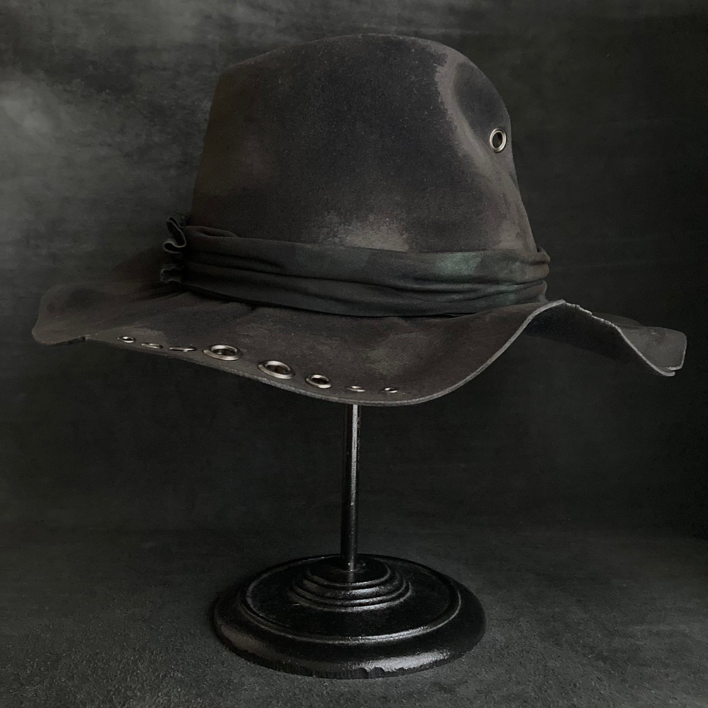 Eyelet burned black rabbit fedora hat
