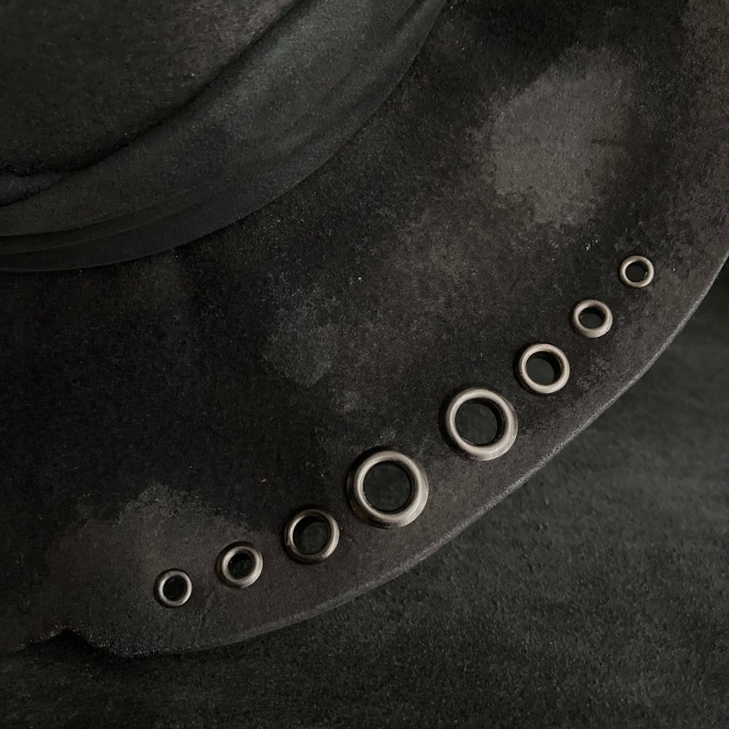 Eyelet burned black rabbit fedora hat