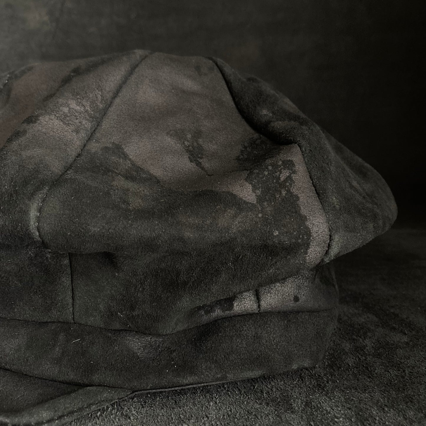 Black  bleached solid casquette