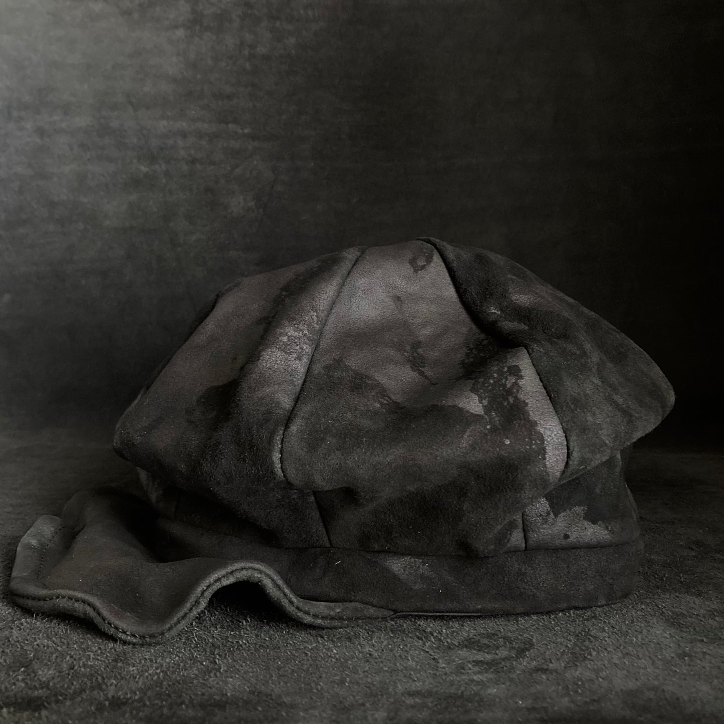 Black  bleached solid casquette