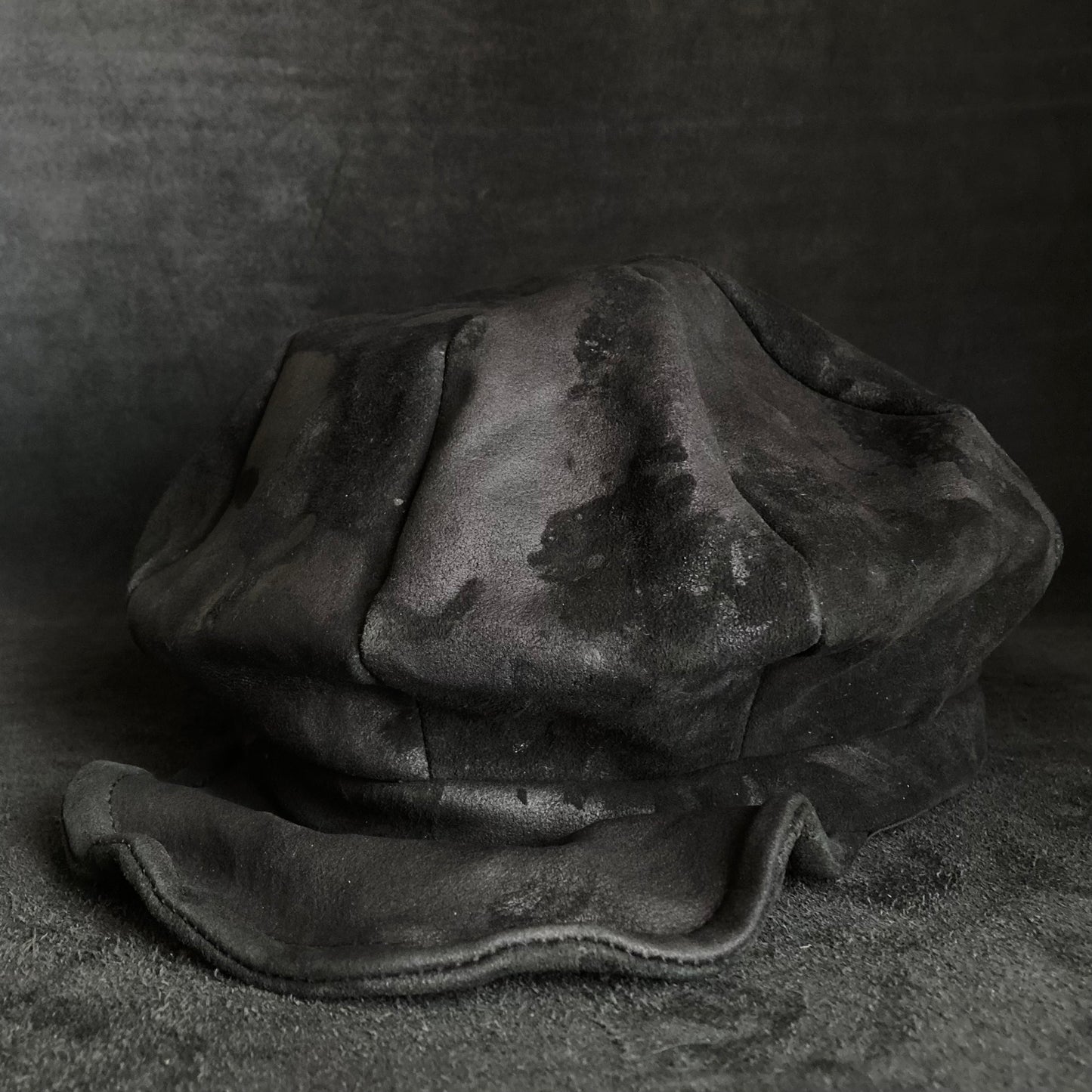 Black  bleached solid casquette