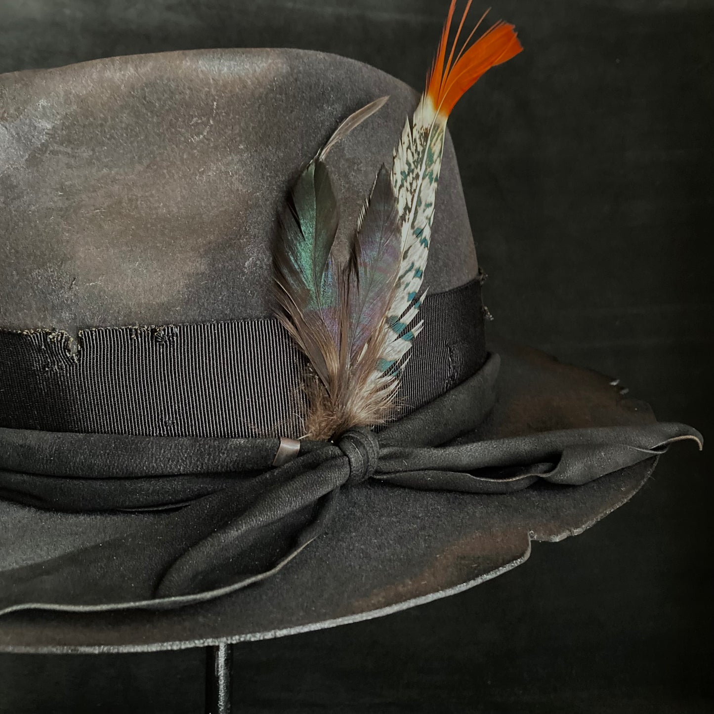 Burnt dark gray rabbit feather fedora hat