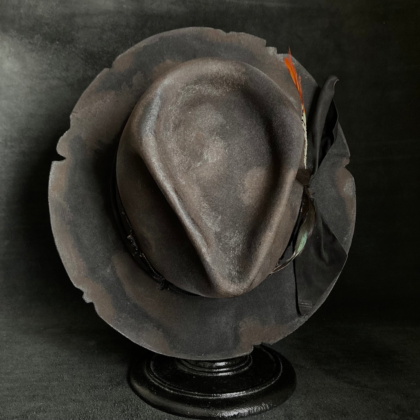 Burnt dark gray rabbit feather fedora hat