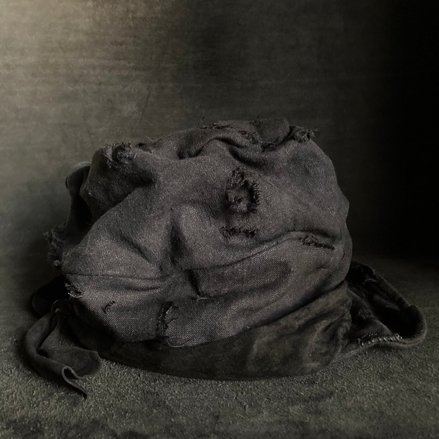 Black linen damage martial turn cap