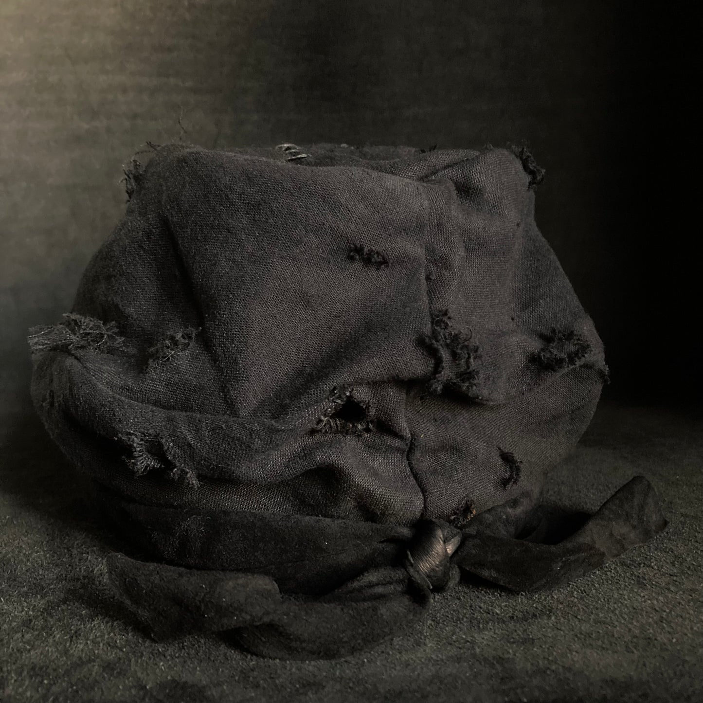 Black linen damage martial turn cap