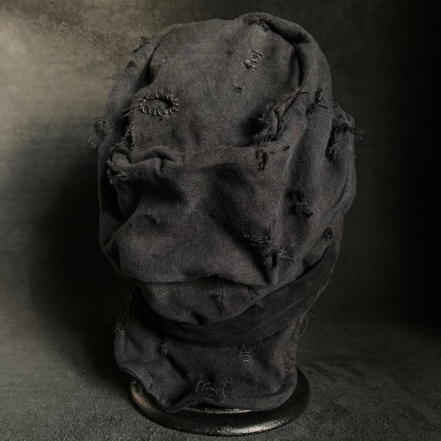 Black linen damage martial turn cap