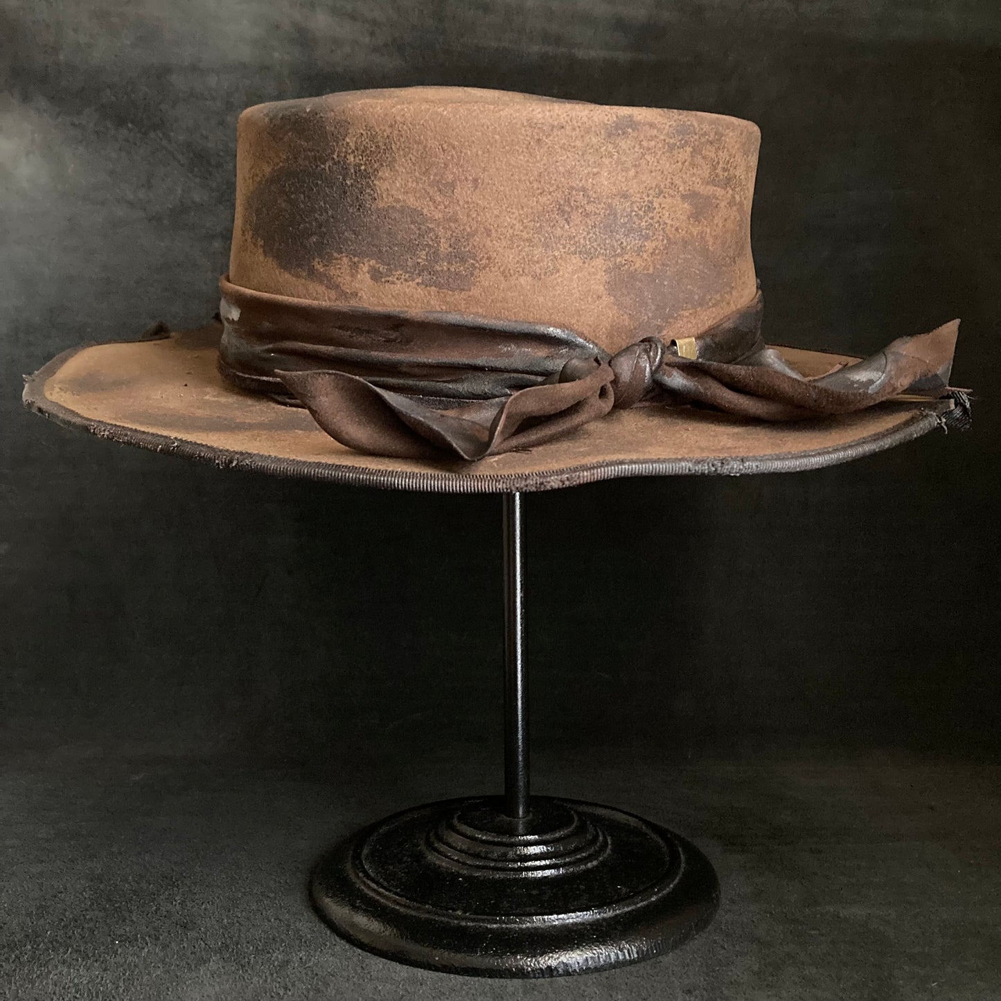 Burned dark camel flat hat