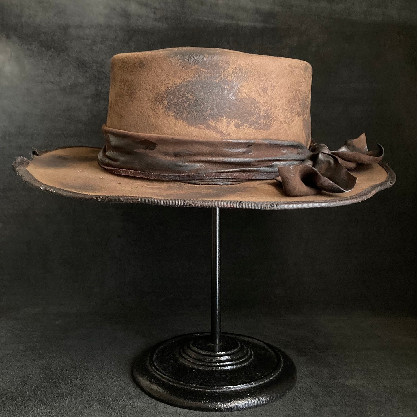 Burned dark camel flat hat