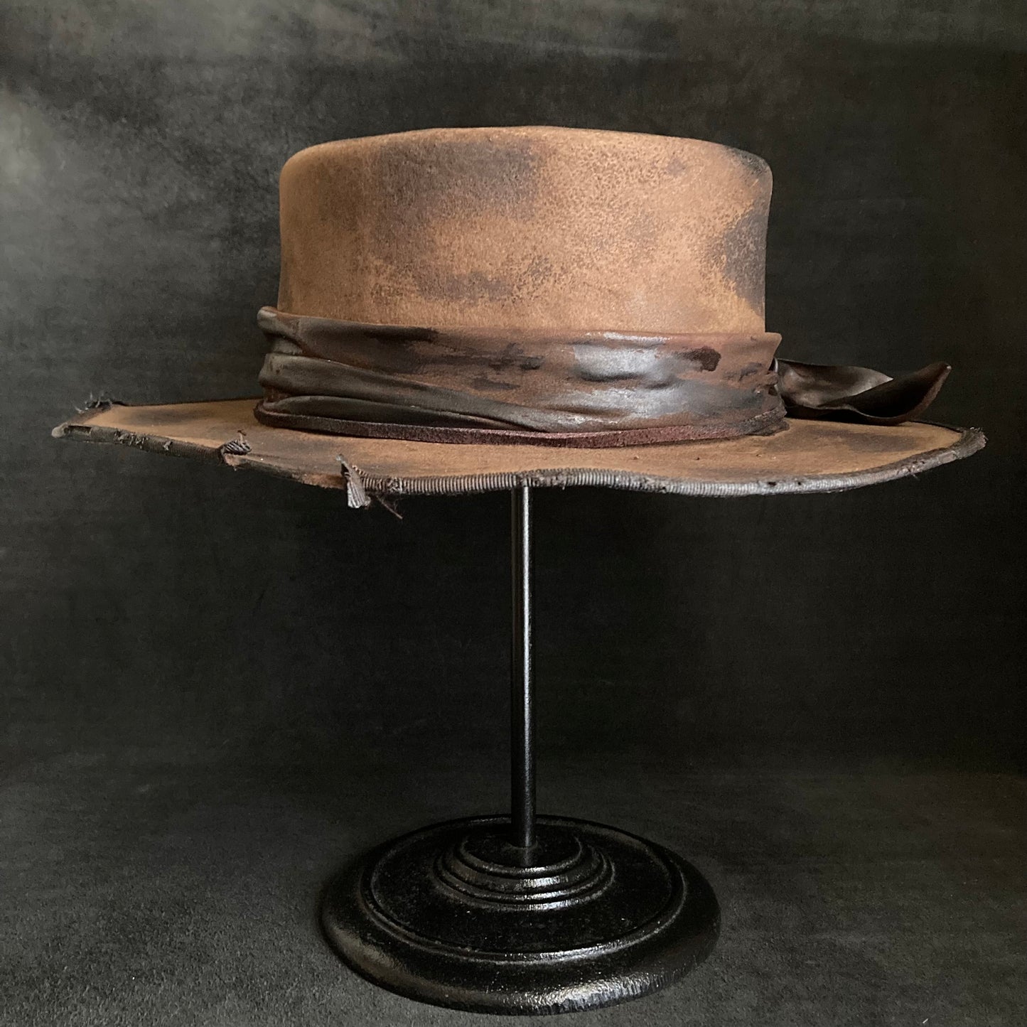 Burned dark camel flat hat