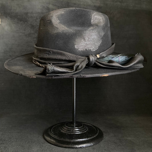 Wing dirt antique chain western hat