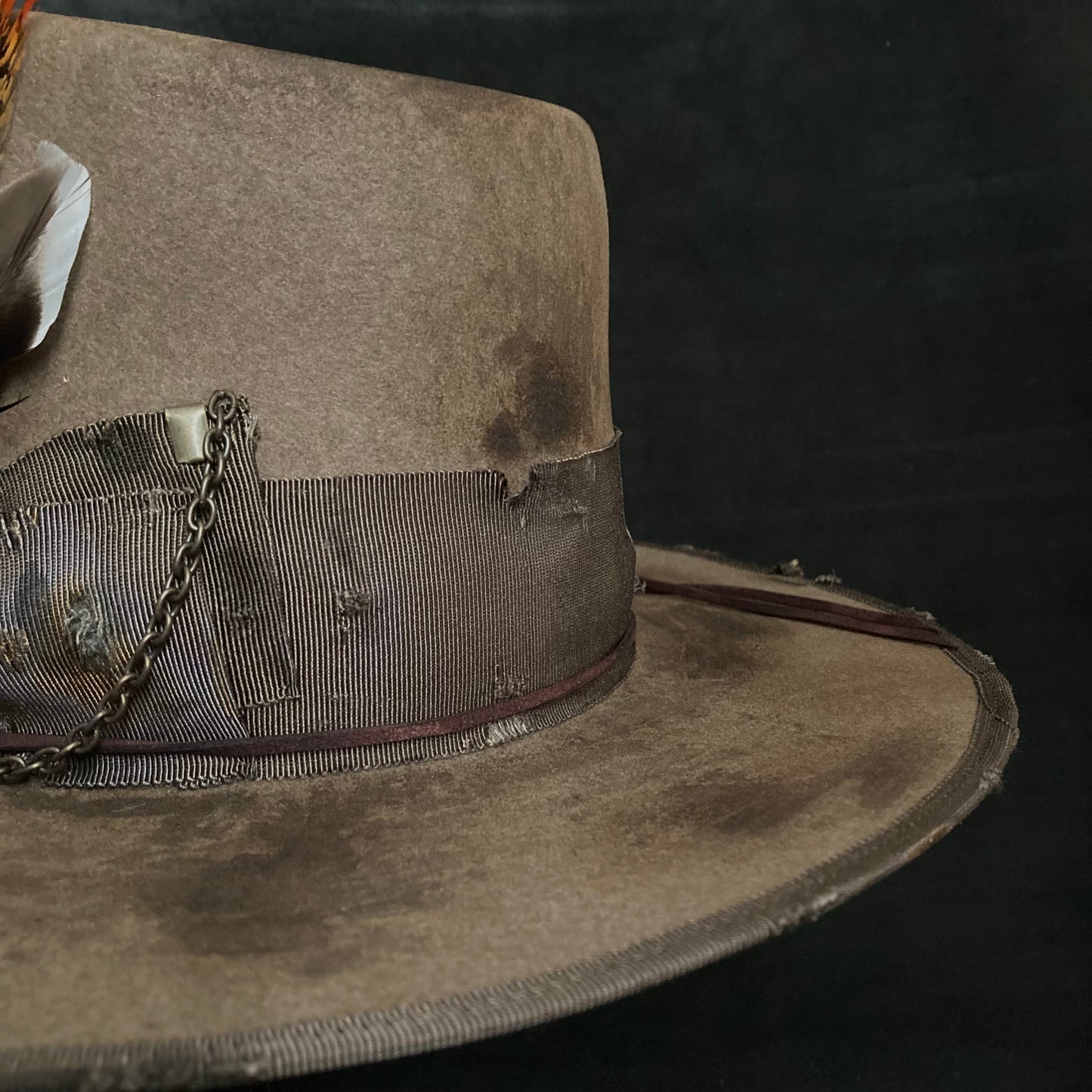 Mocha burnt finish fedora hat