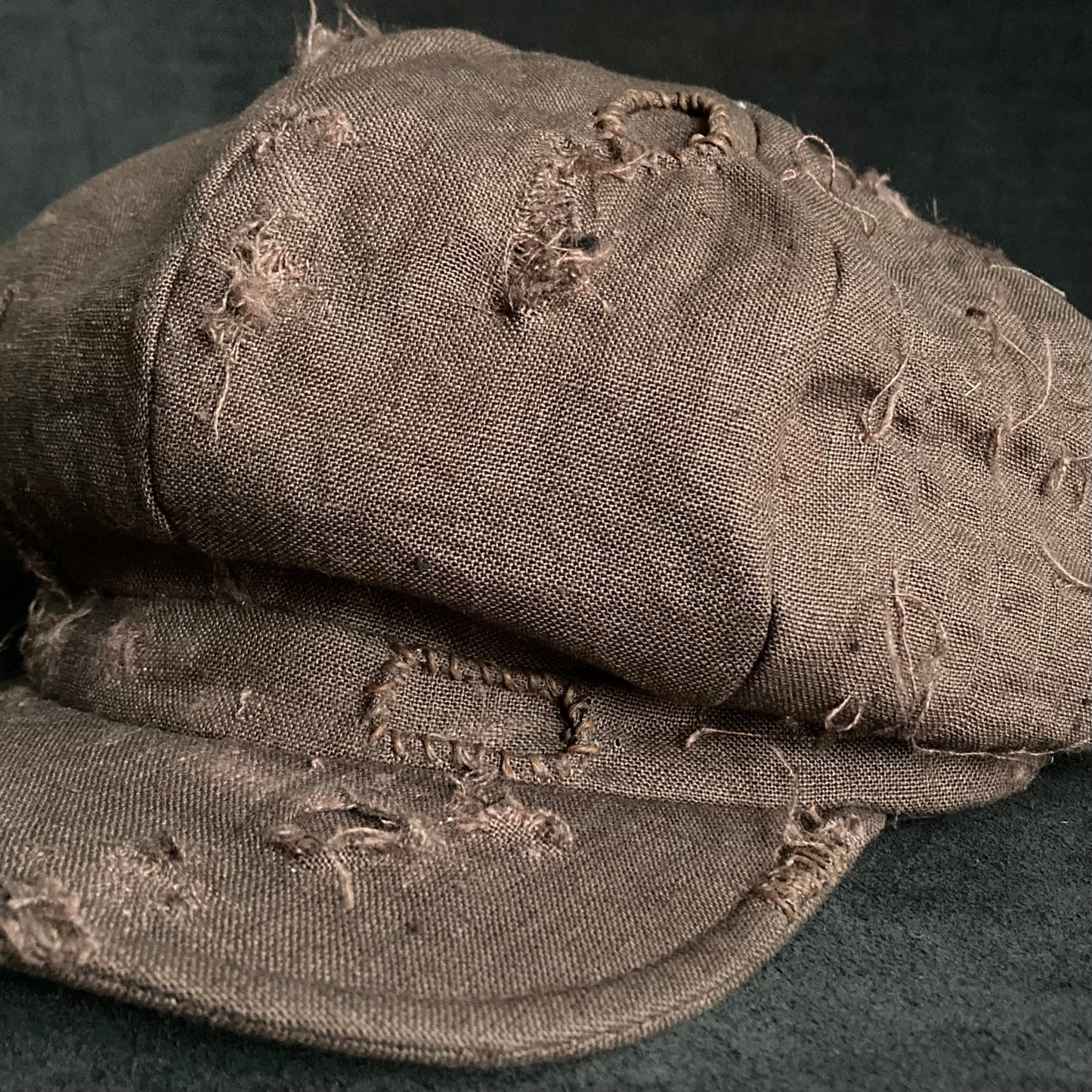 Brown linen damage  casquette(brim core)