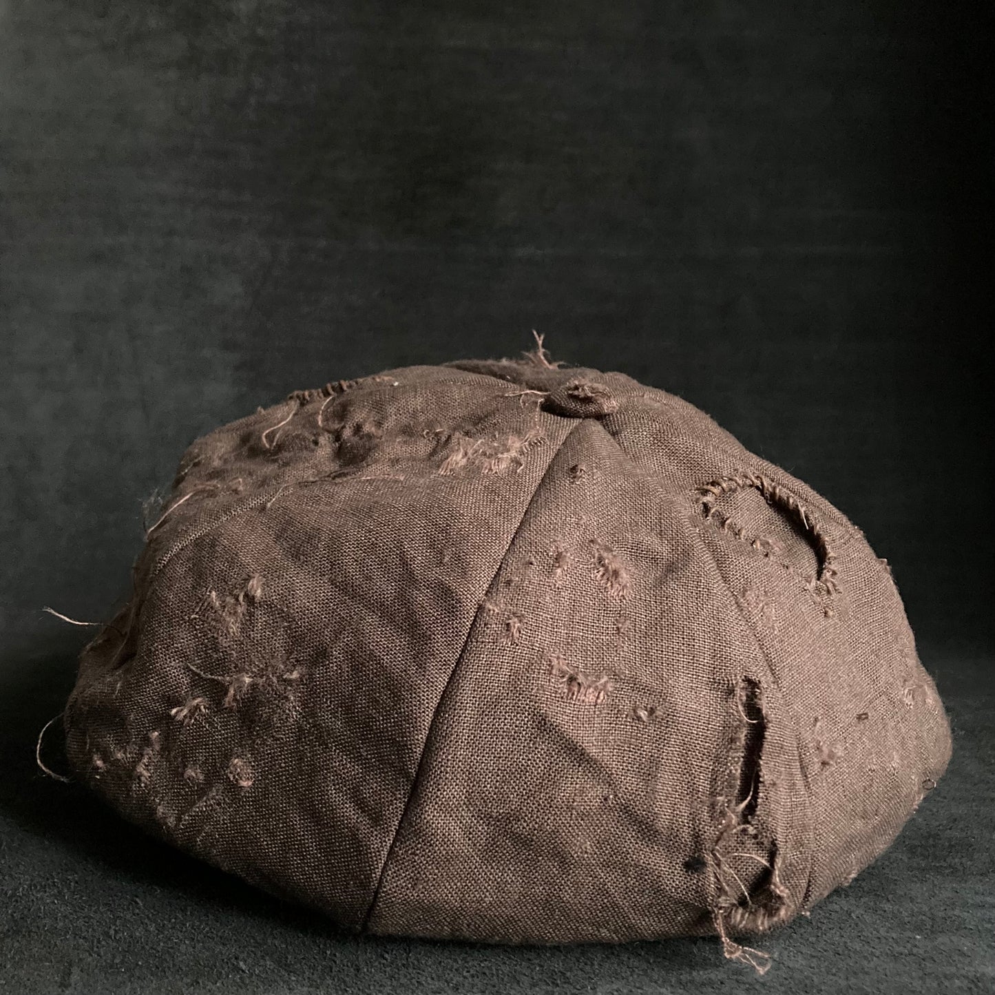 Brown linen damage  casquette(brim core)