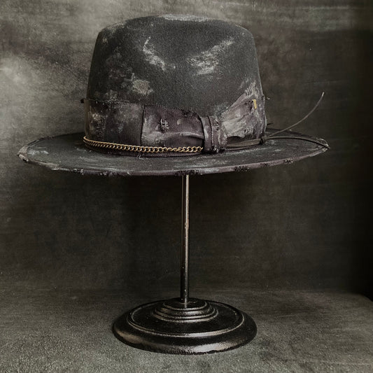 Stain paint western chain hat