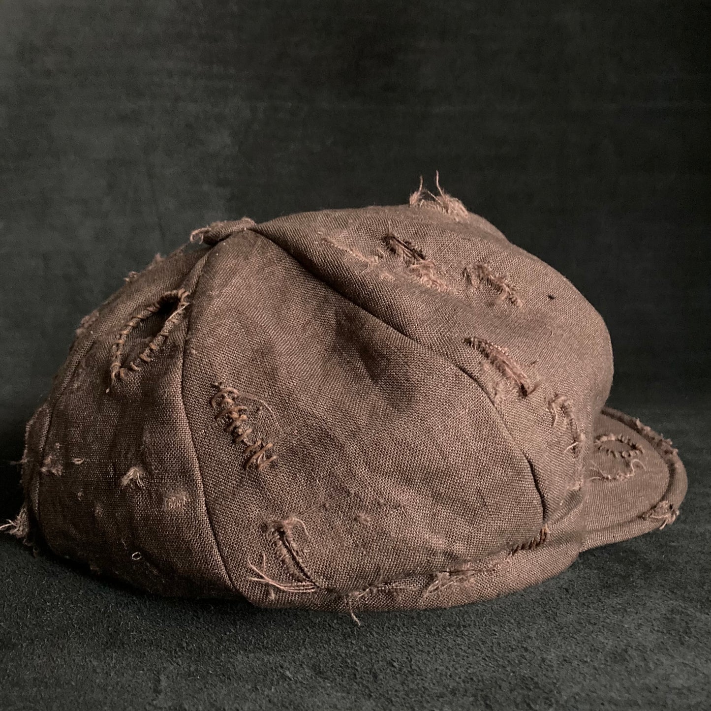 Brown linen damage  casquette(brim core)