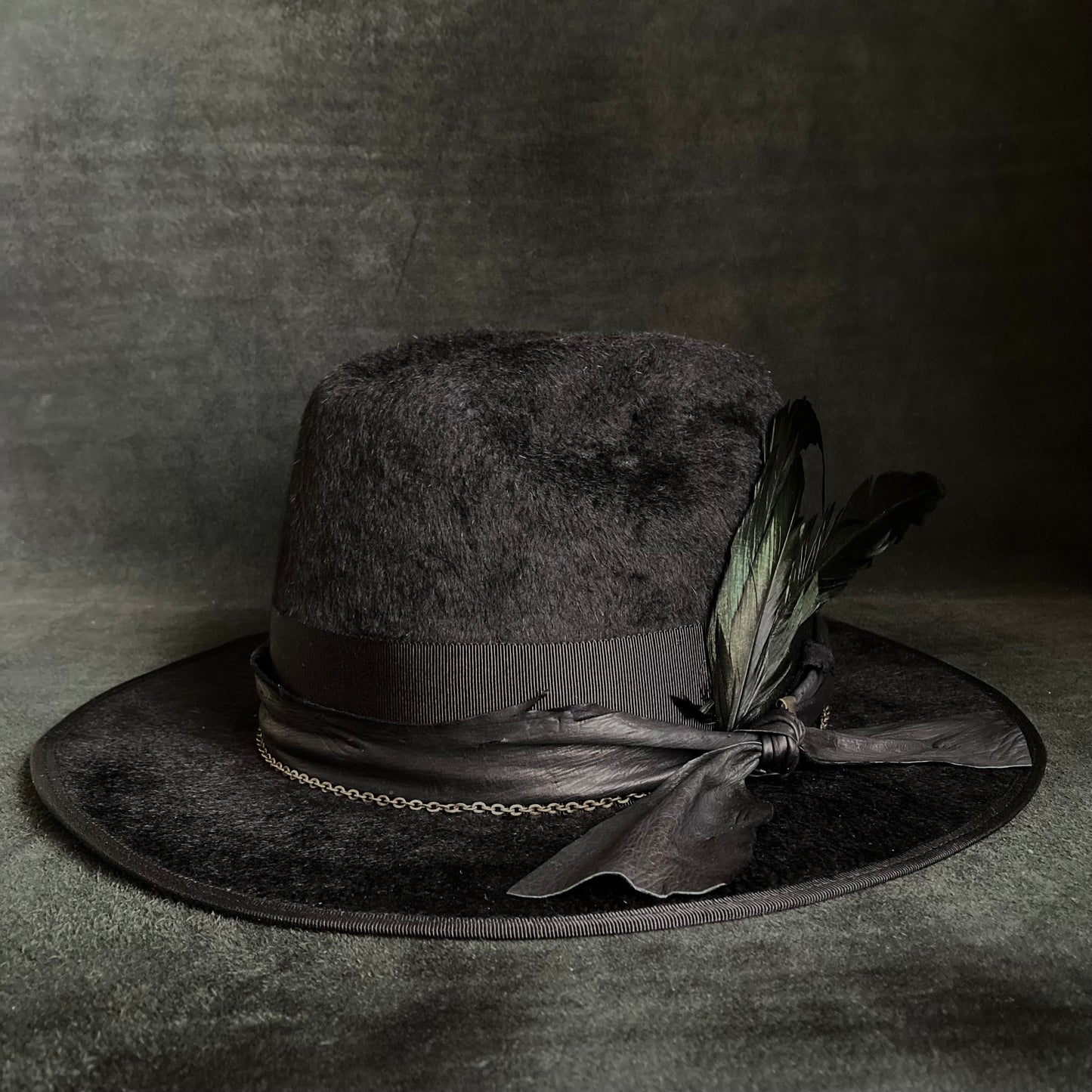 Dark night feather rabbit fur hat