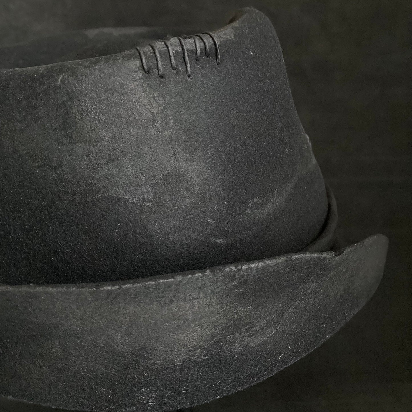 Crow hight back hat