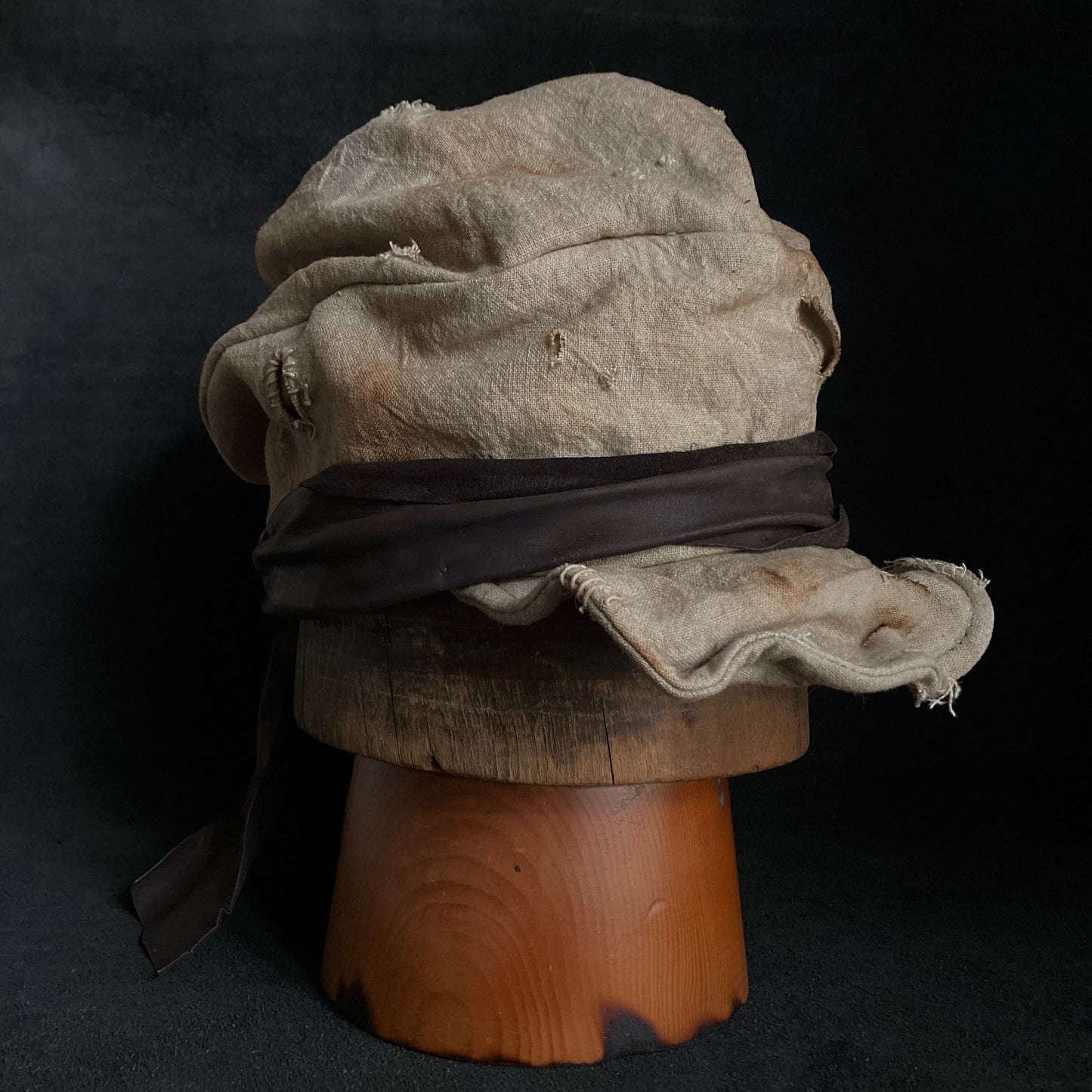 Damage sand ramie martial turn cap