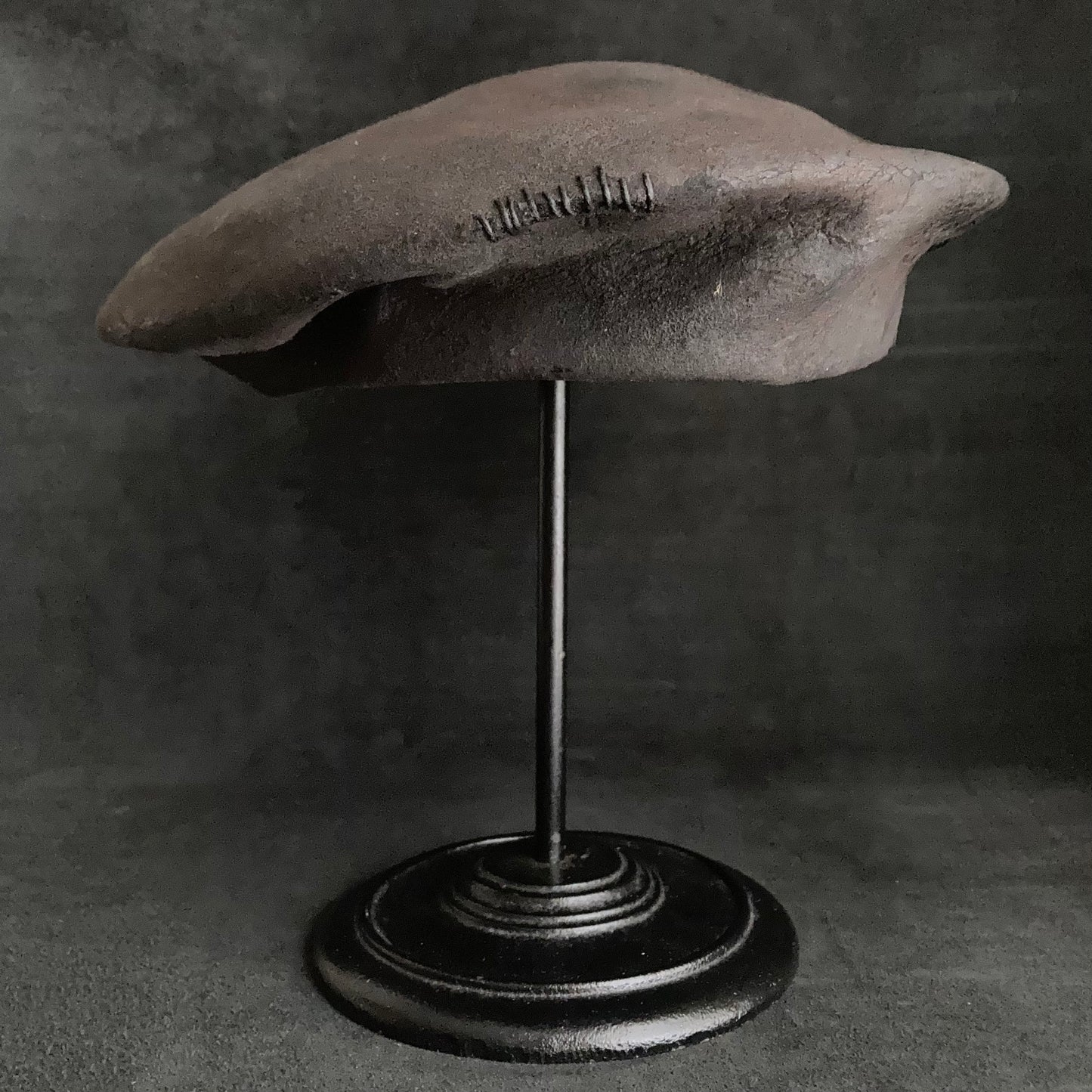 Charcoal side stitch beret