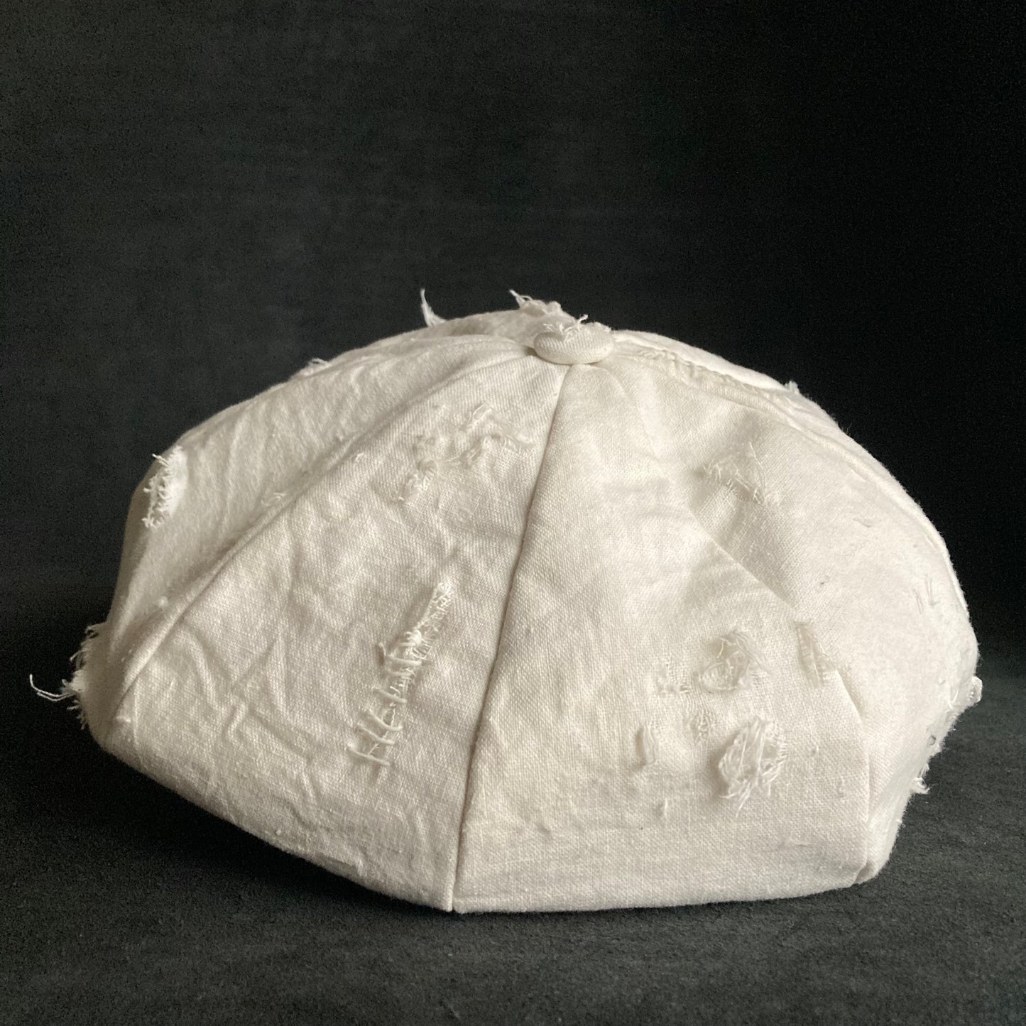 Clear white damage fabric casquette (brim core)