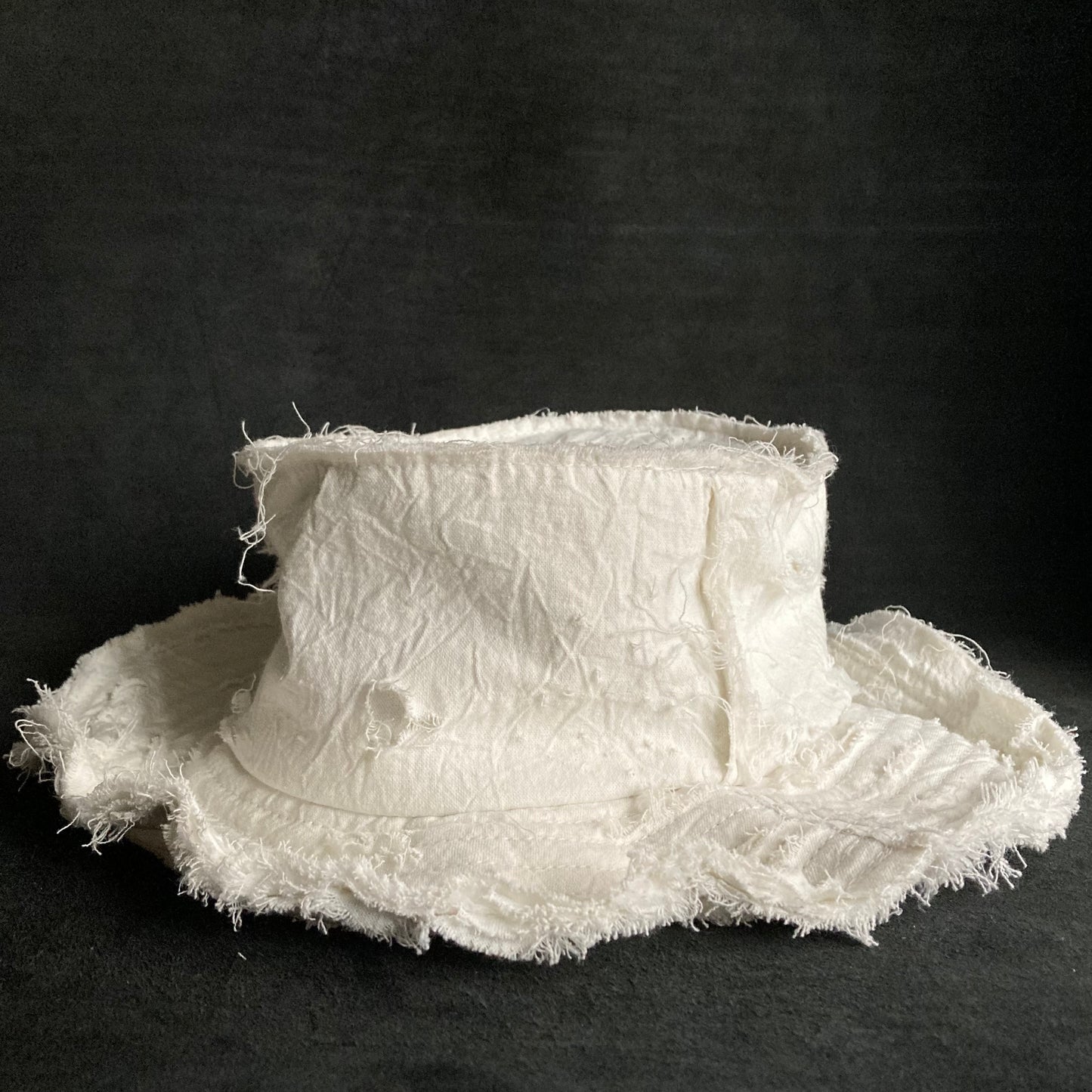 Wrinkled cotton linen white bucket hat