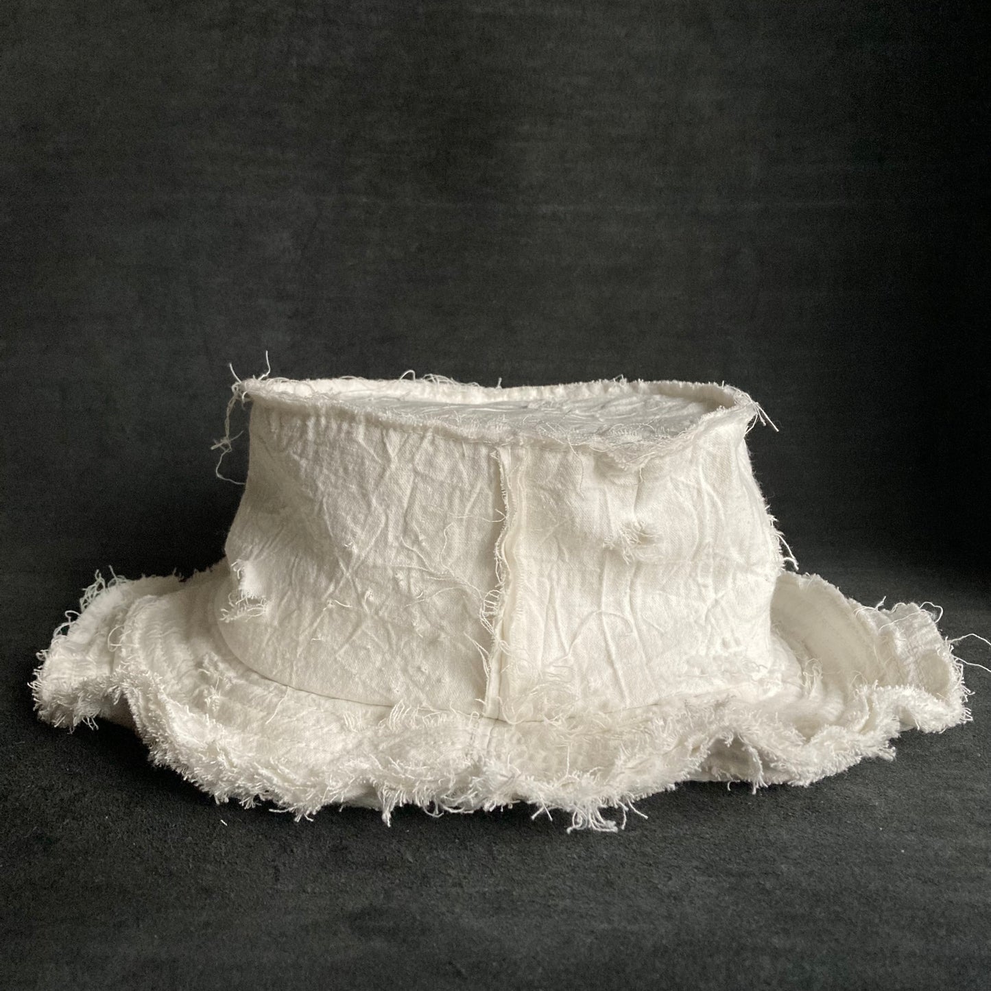 Wrinkled cotton linen white bucket hat