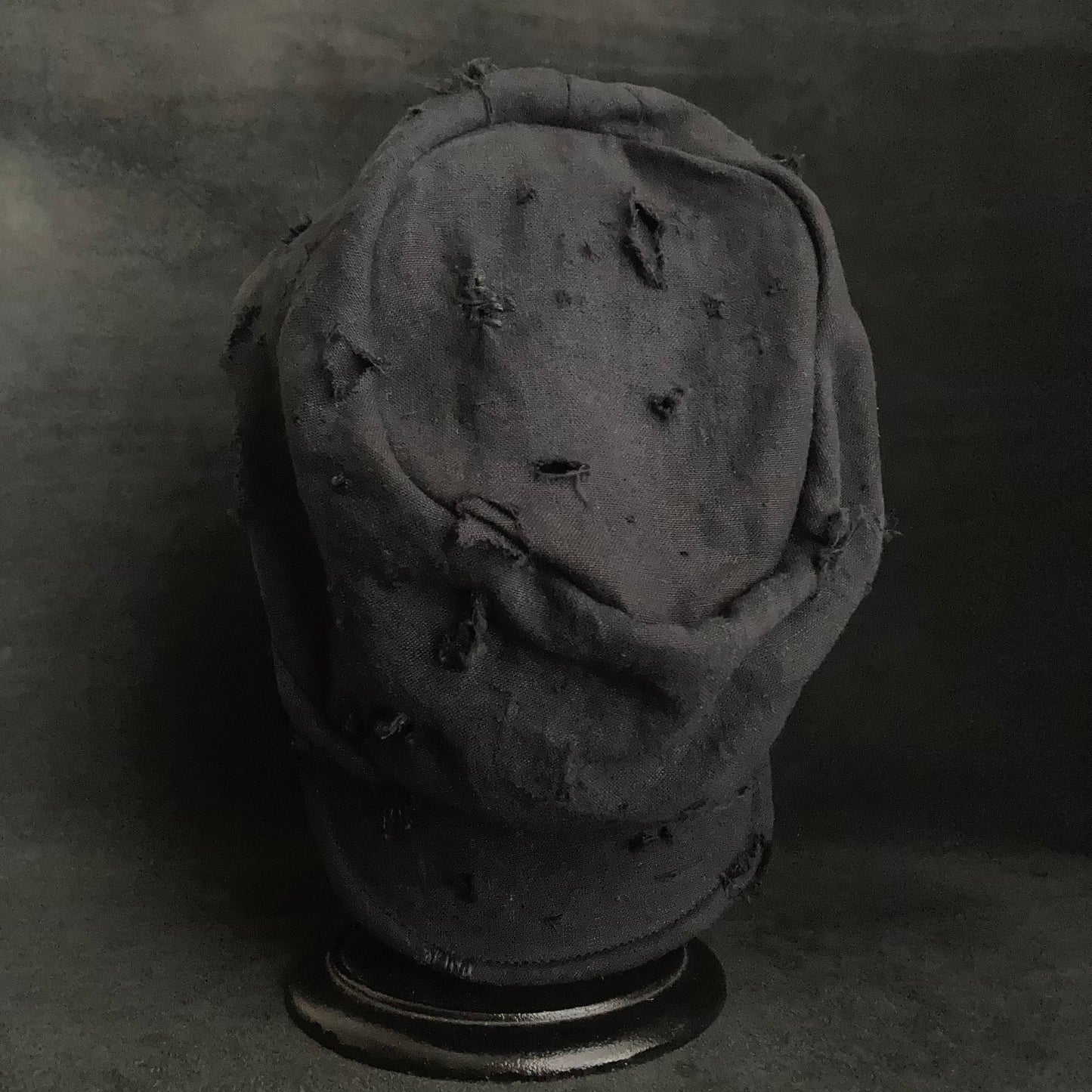 Black linen damage martial turn cap