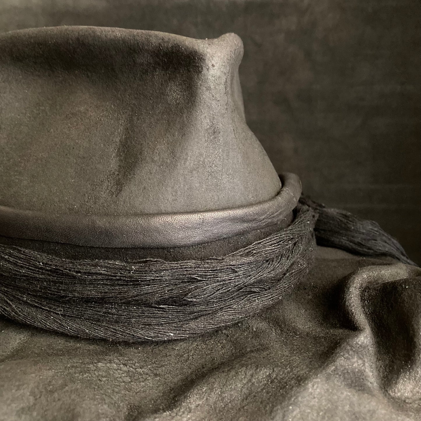 Charcoal wrinkle brim crush hat