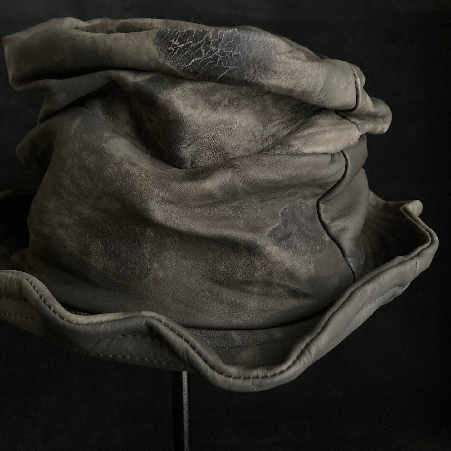 Crack gray leather turn bucket hat