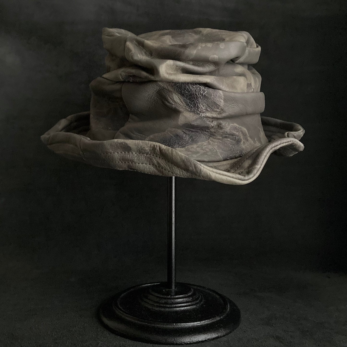 Crack gray leather turn bucket hat