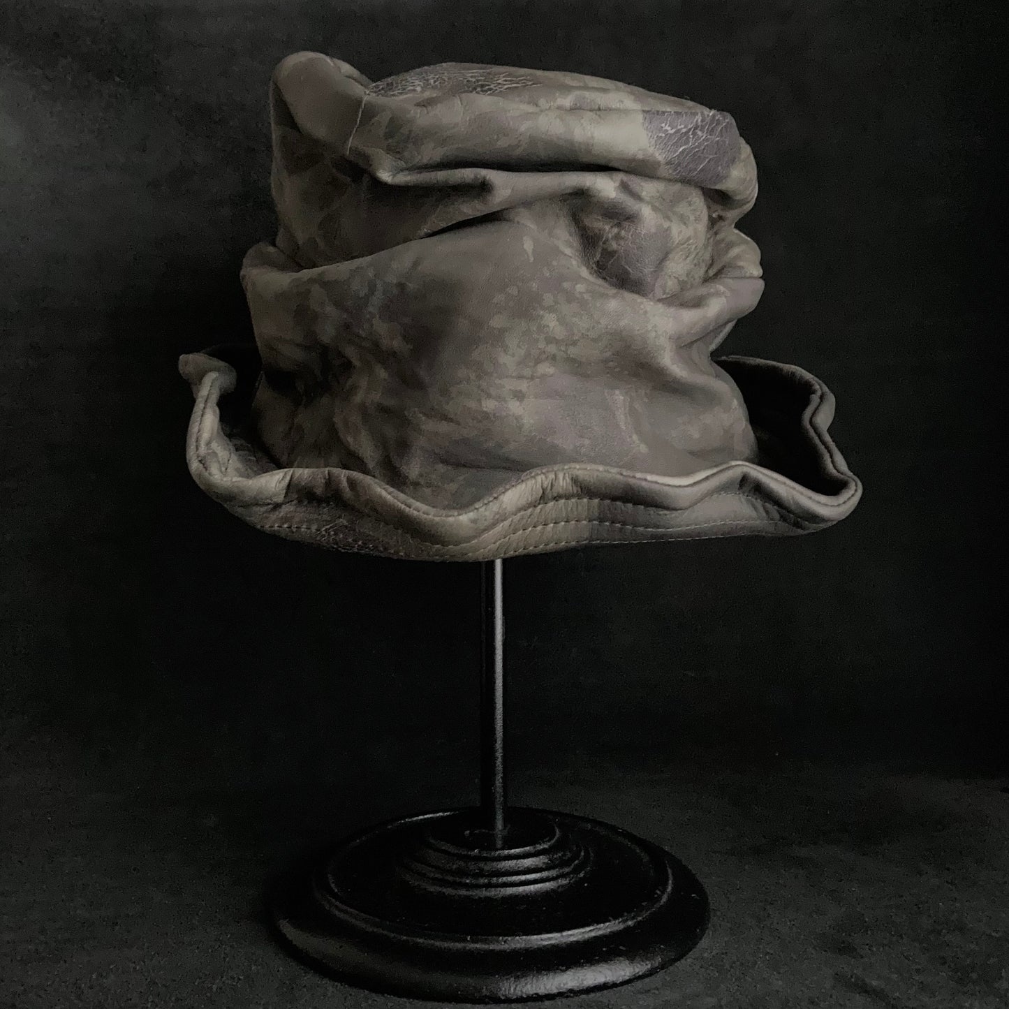 Crack gray leather turn bucket hat