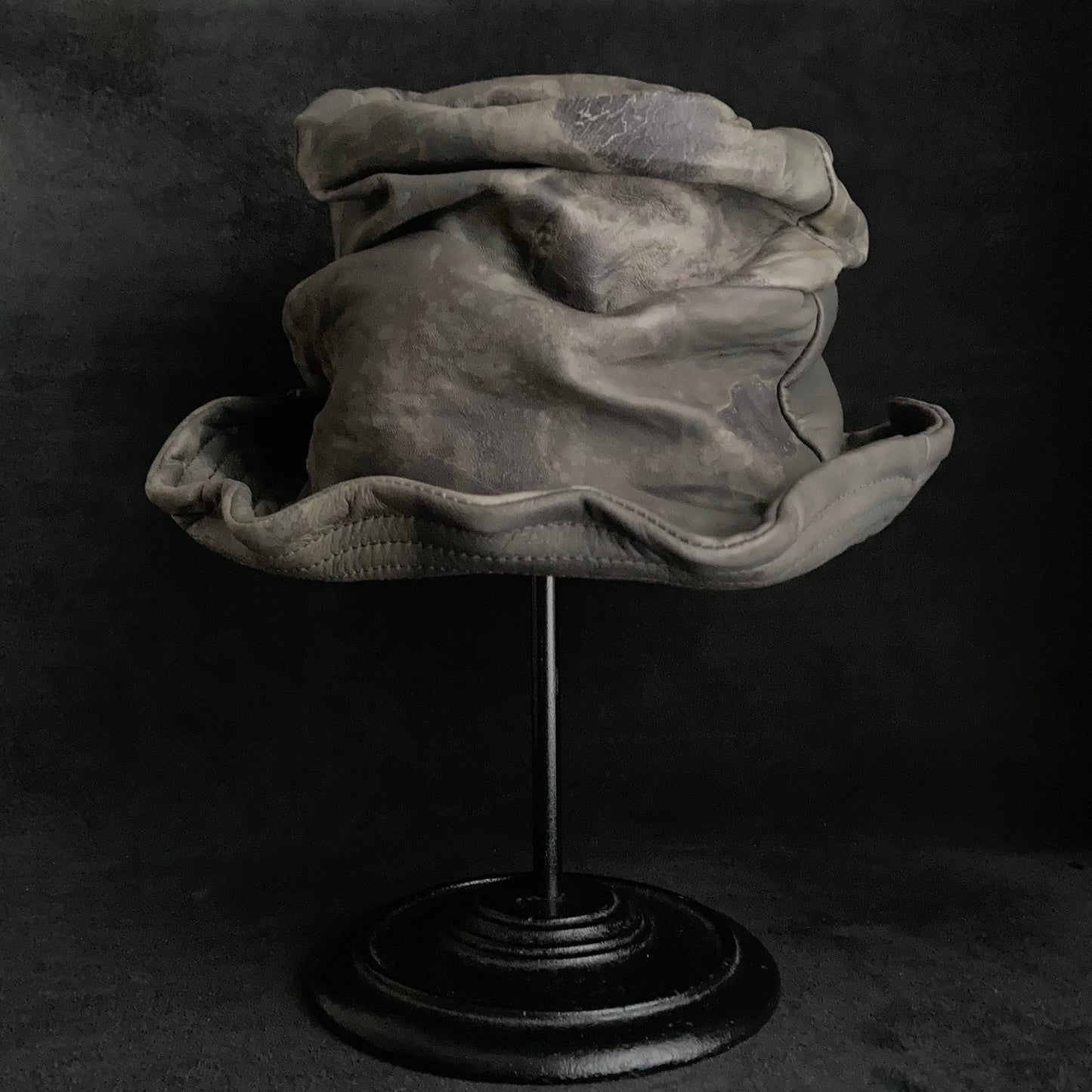Crack gray leather turn bucket hat