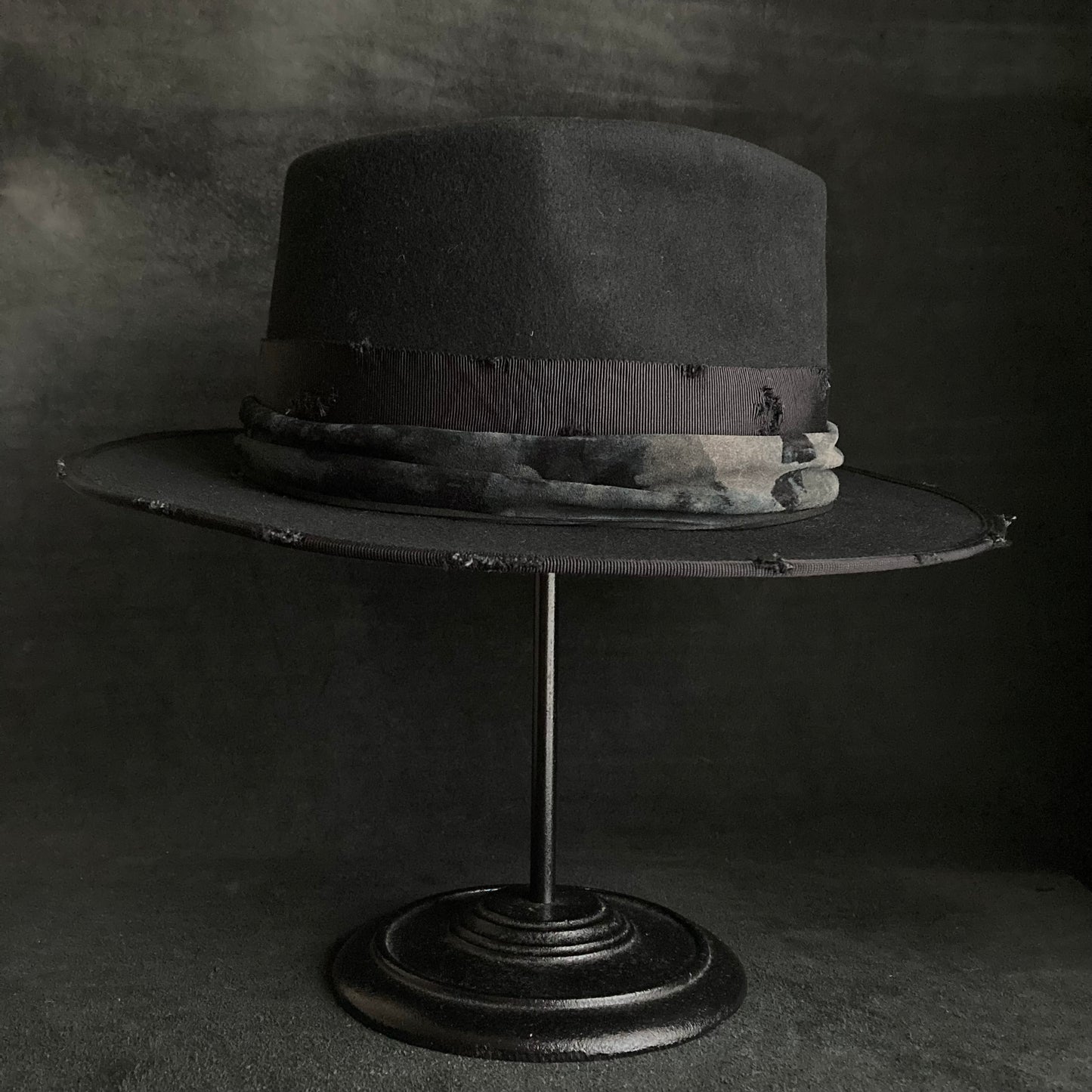 Muddy leather black fedora hat
