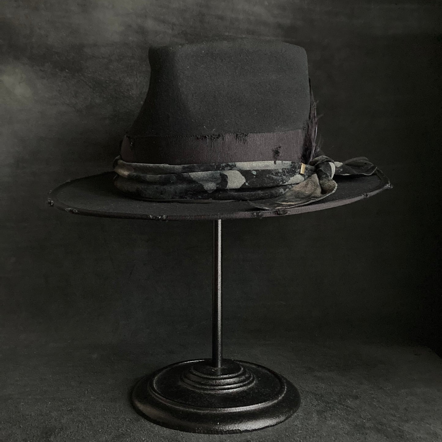 Muddy leather black fedora hat