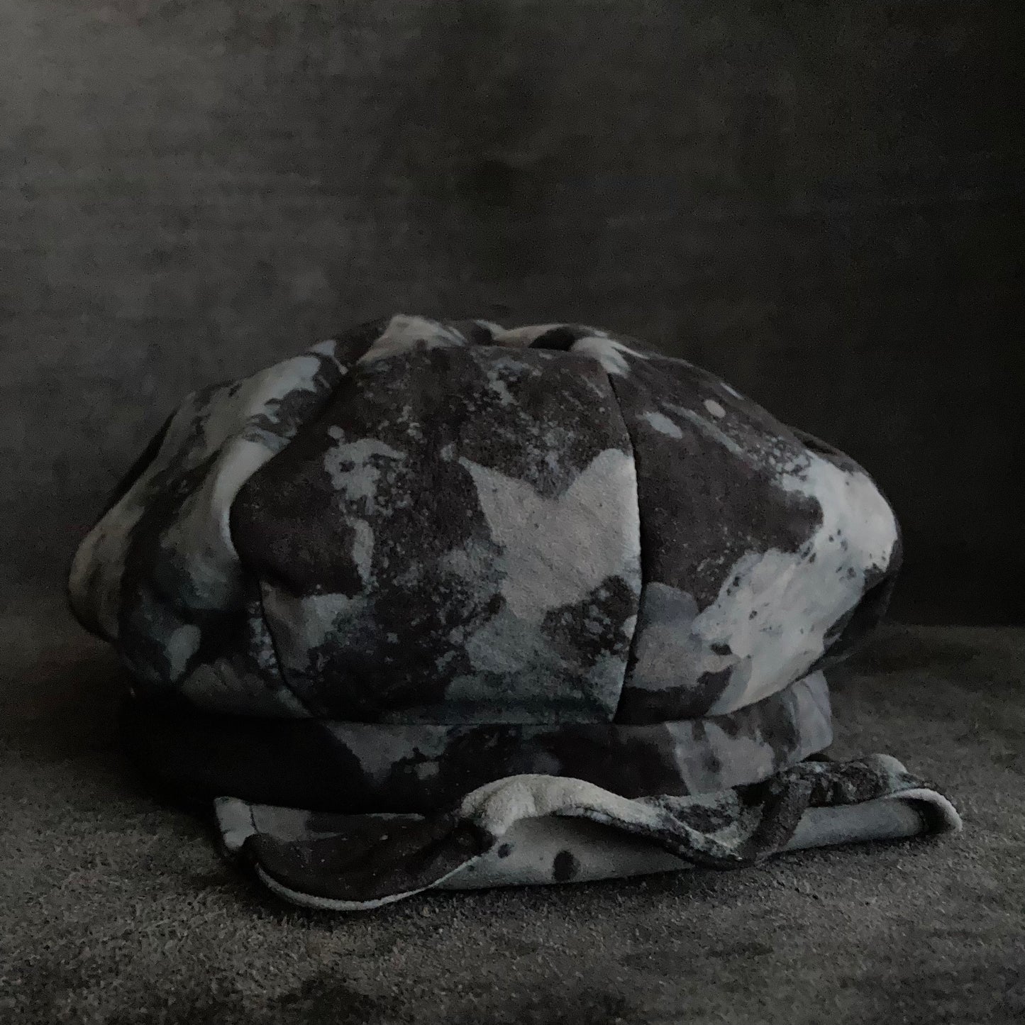 Stagnant change leather casquette