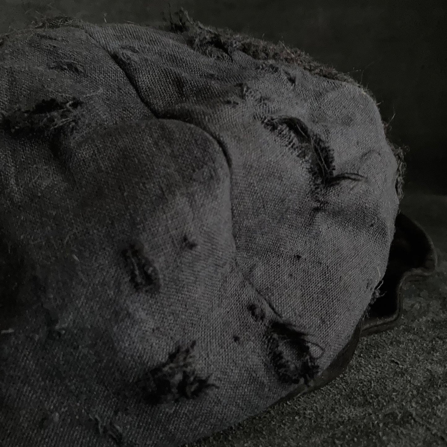 Black jute damage  casquette