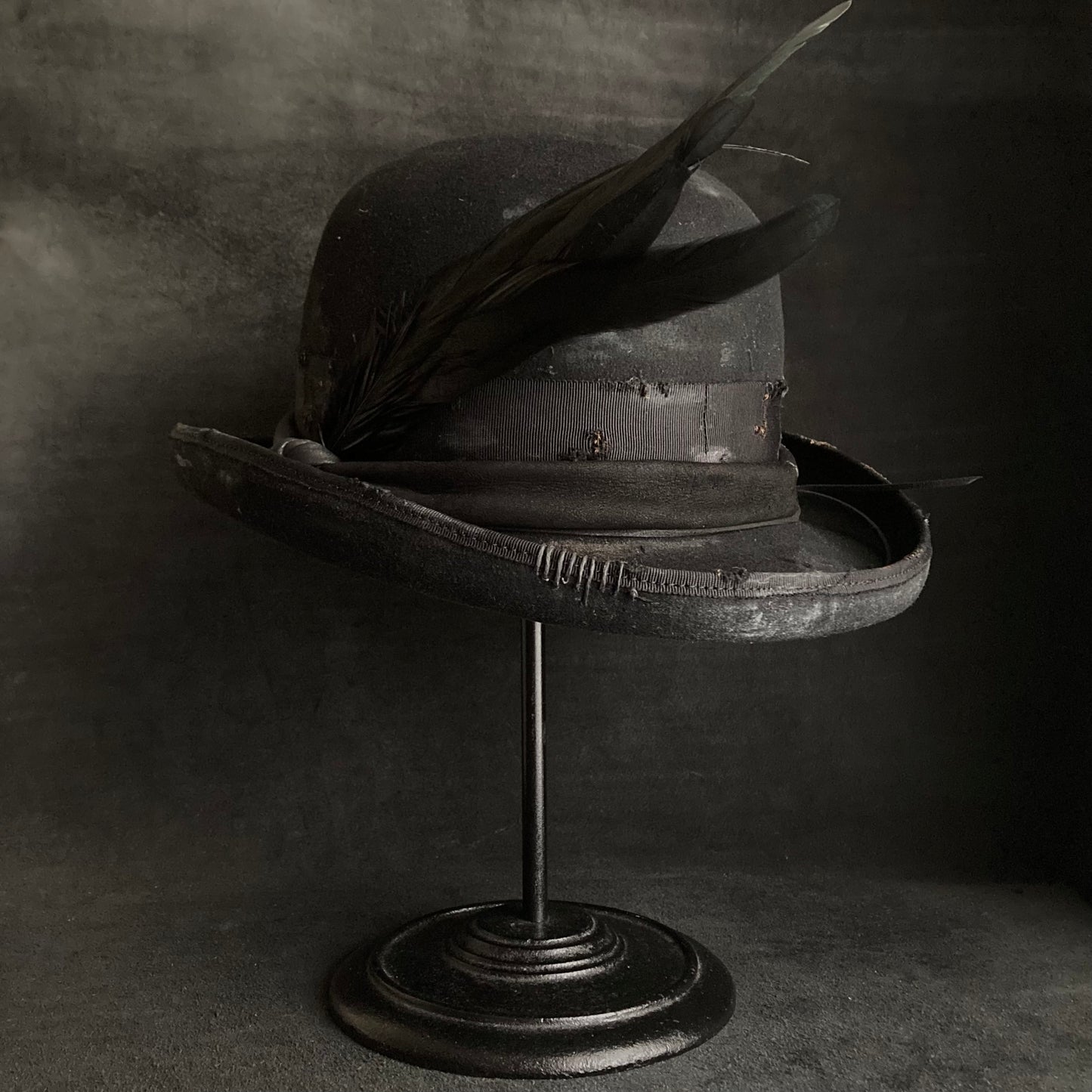 Dirt duel bowler hat