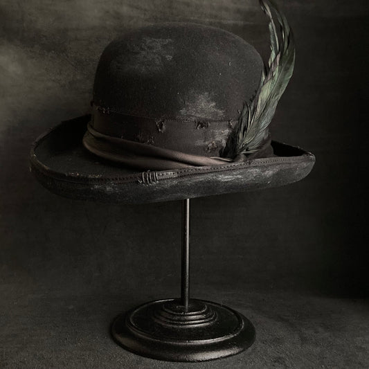 Dirt duel bowler hat