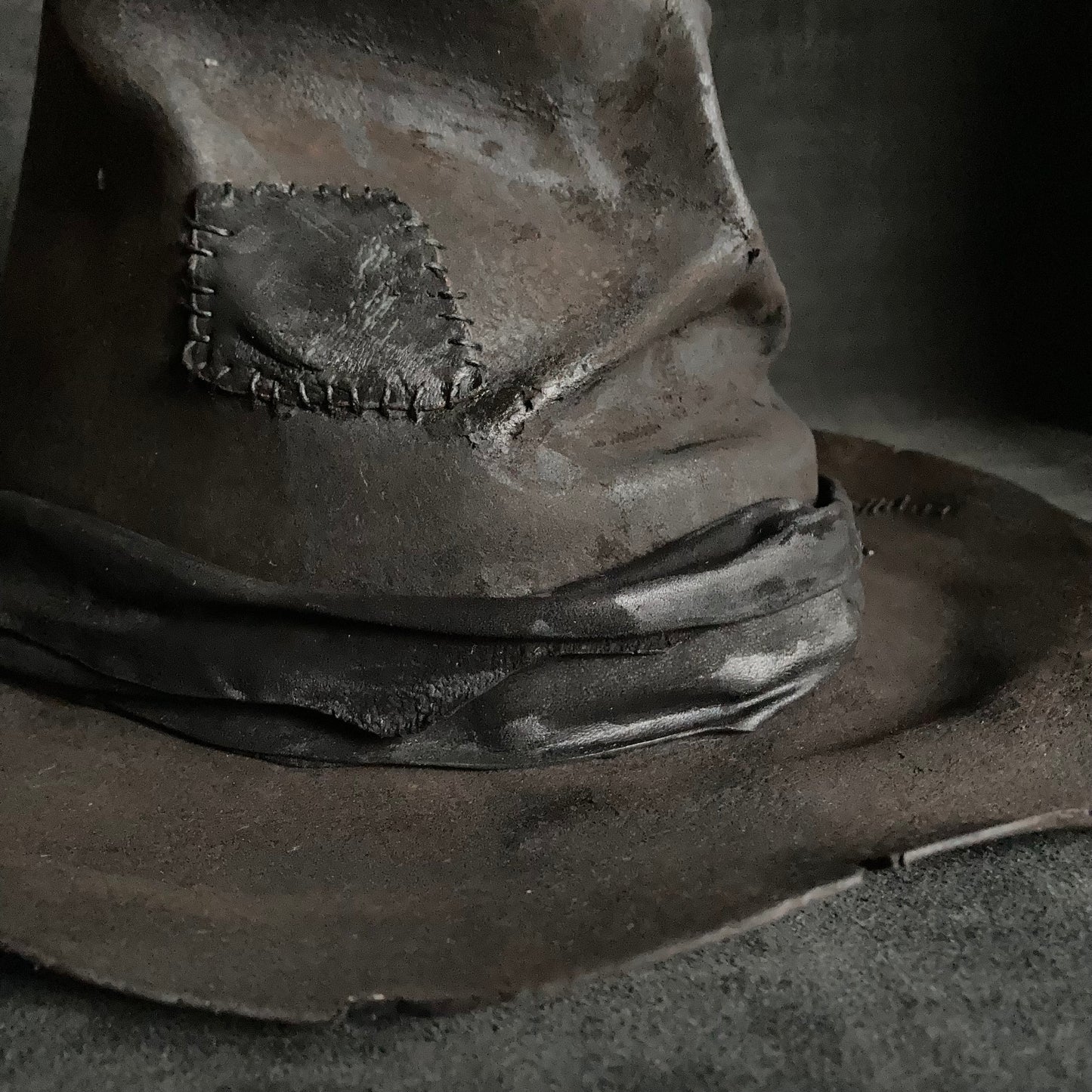 Three-cornered face hat