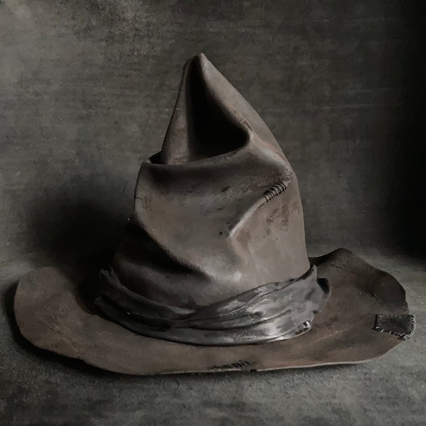 Three-cornered face hat