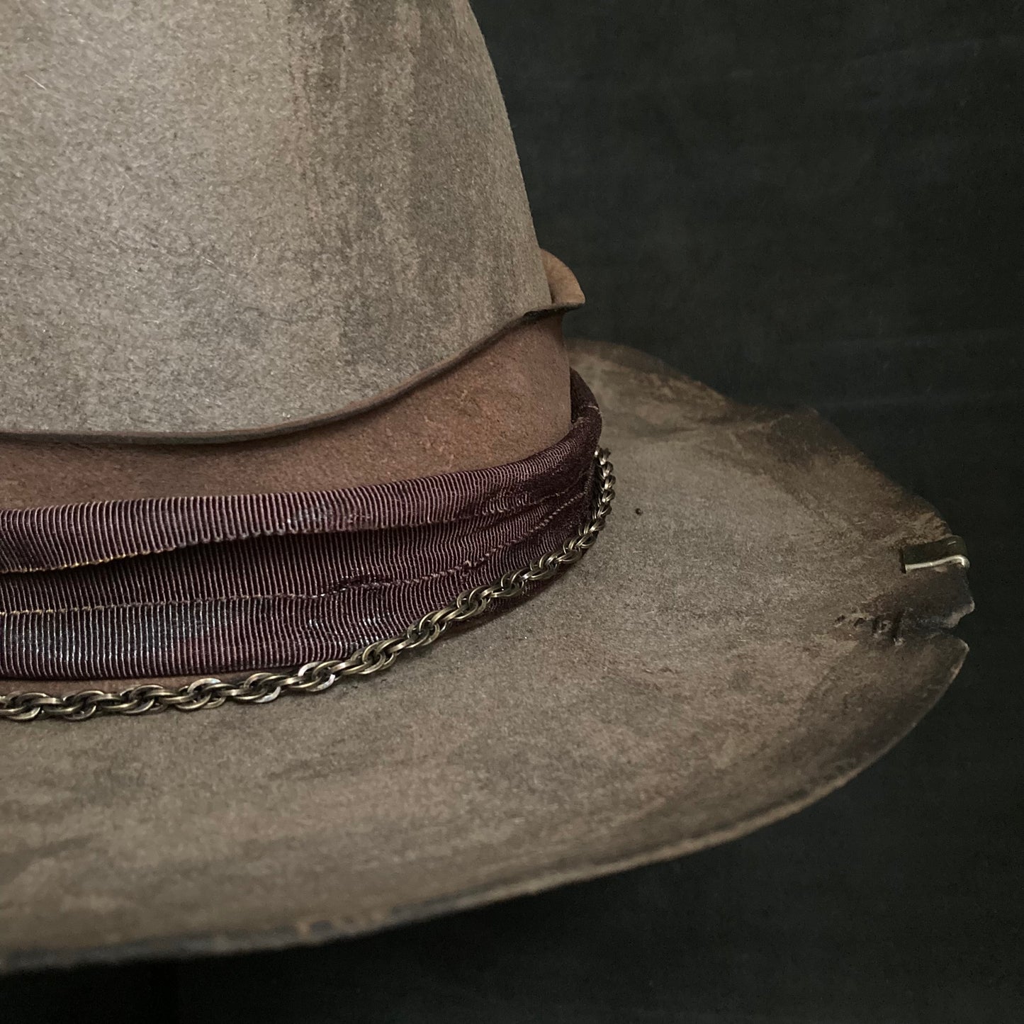 Old bitter brown western hat