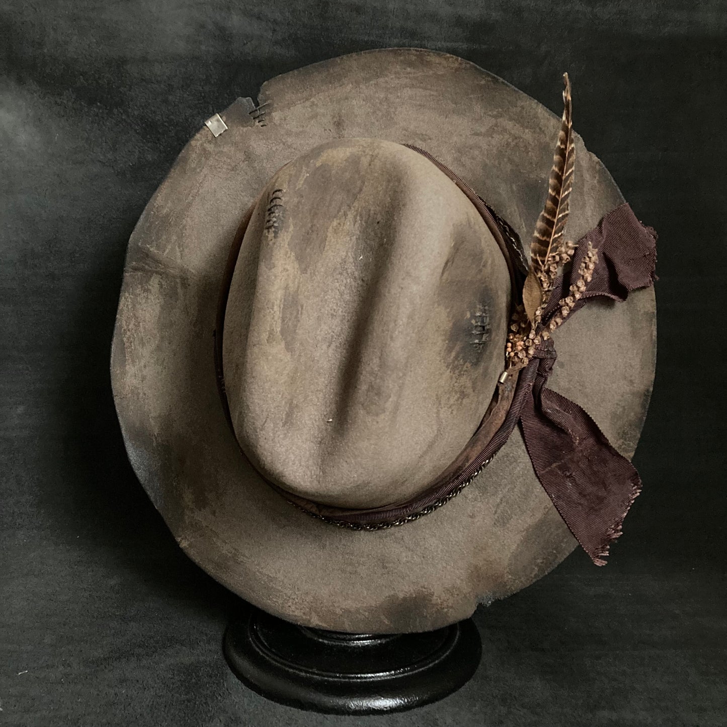 Old bitter brown western hat