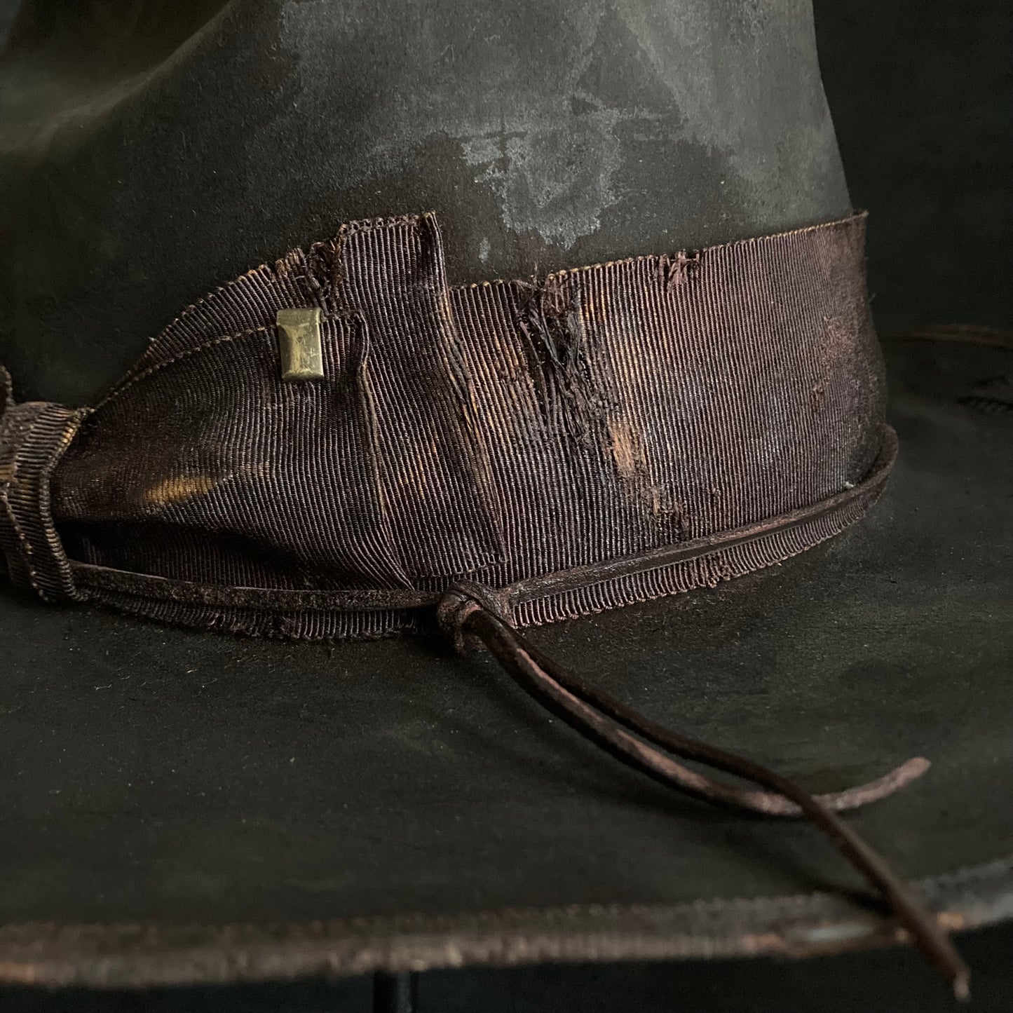 Dark brown beaver western hat