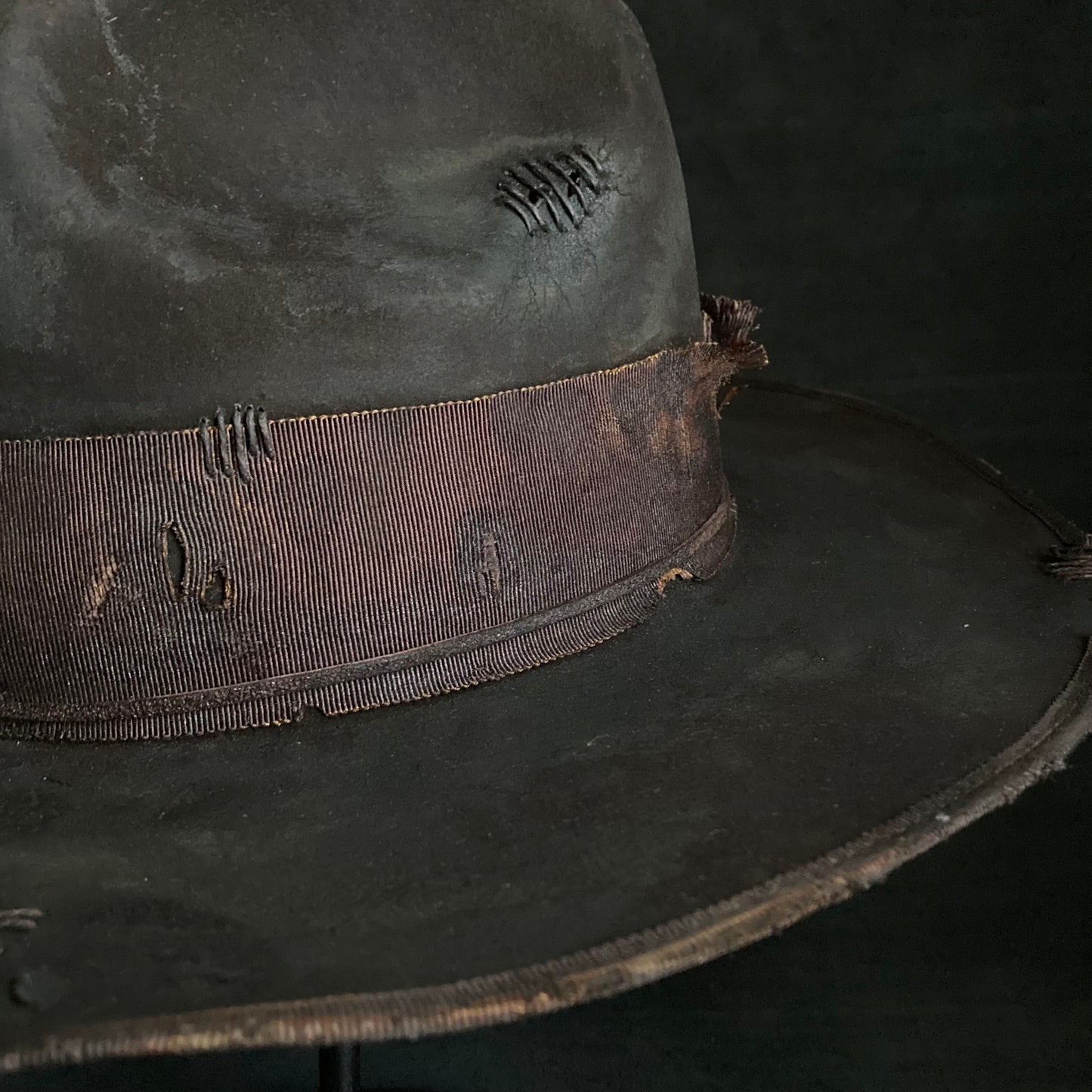 Dark brown beaver western hat