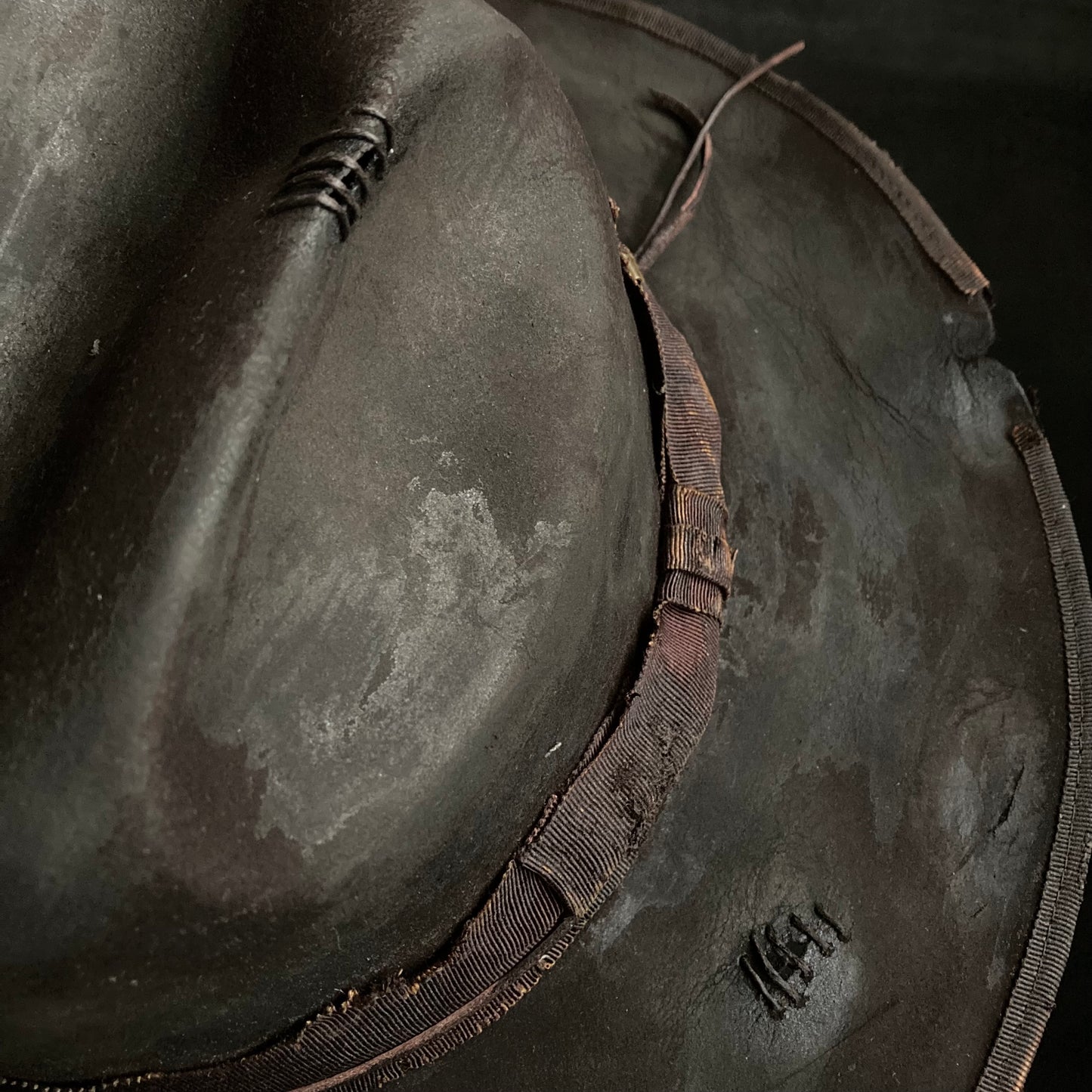 Dark brown beaver western hat